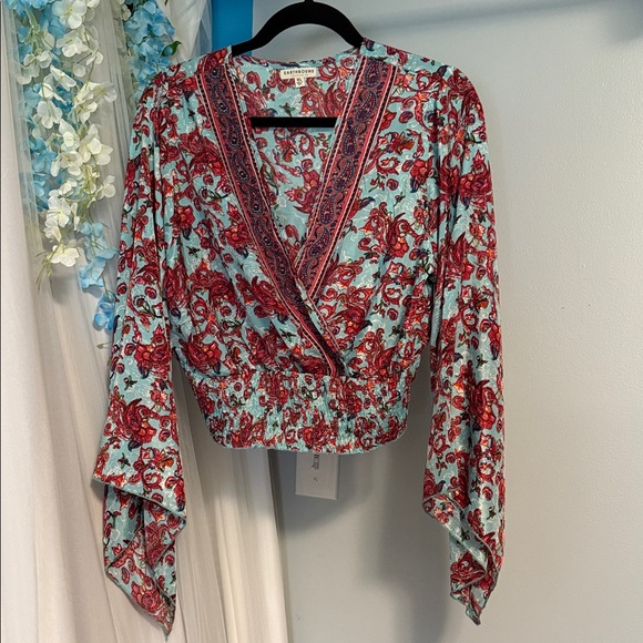 EARTHBOUND Tops - EARTHBOUND Red and Blue Floral Blouse boho NWOT